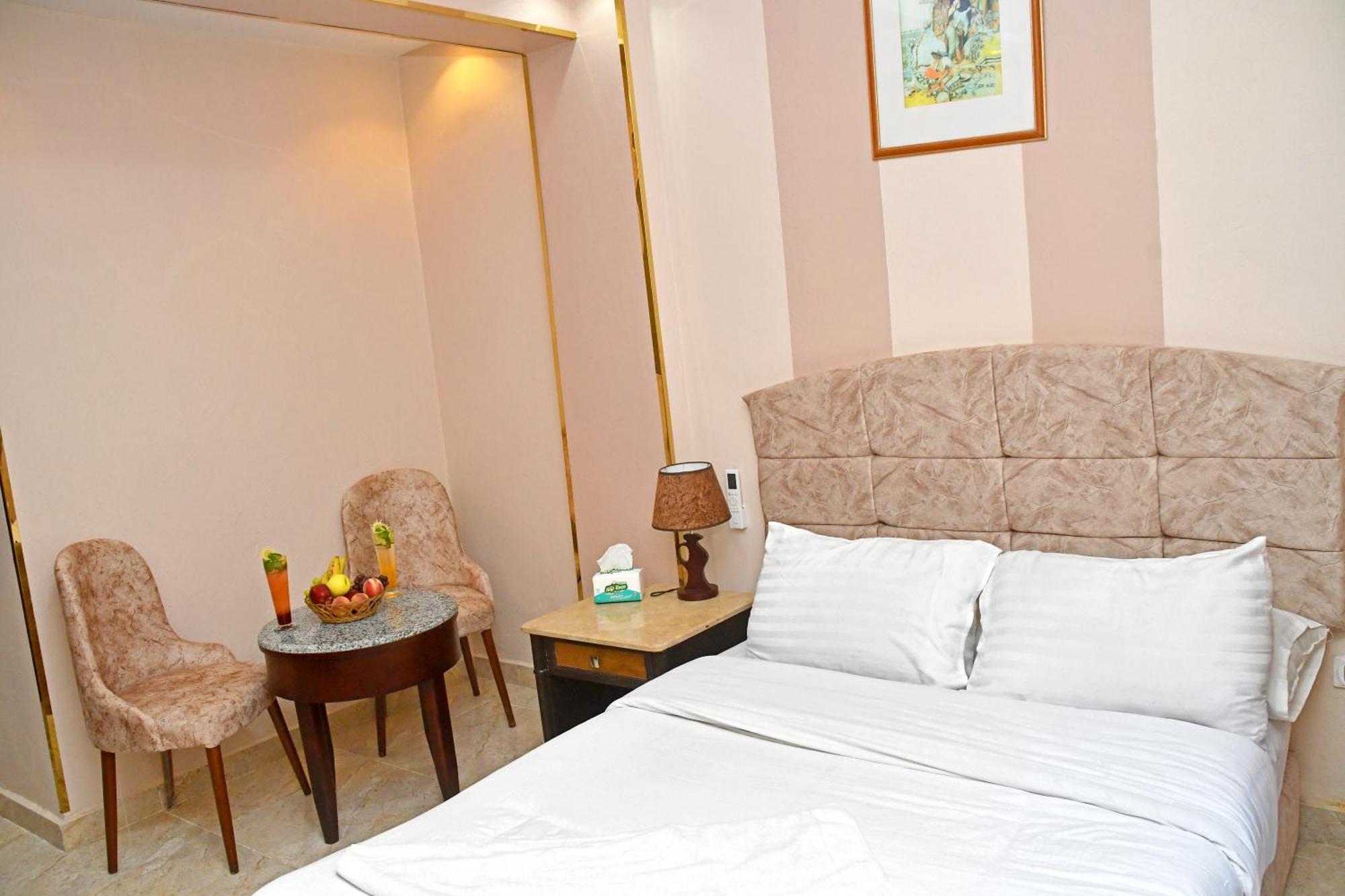 Nun Pyramids Hotel Kafret el-Gabal Zimmer foto