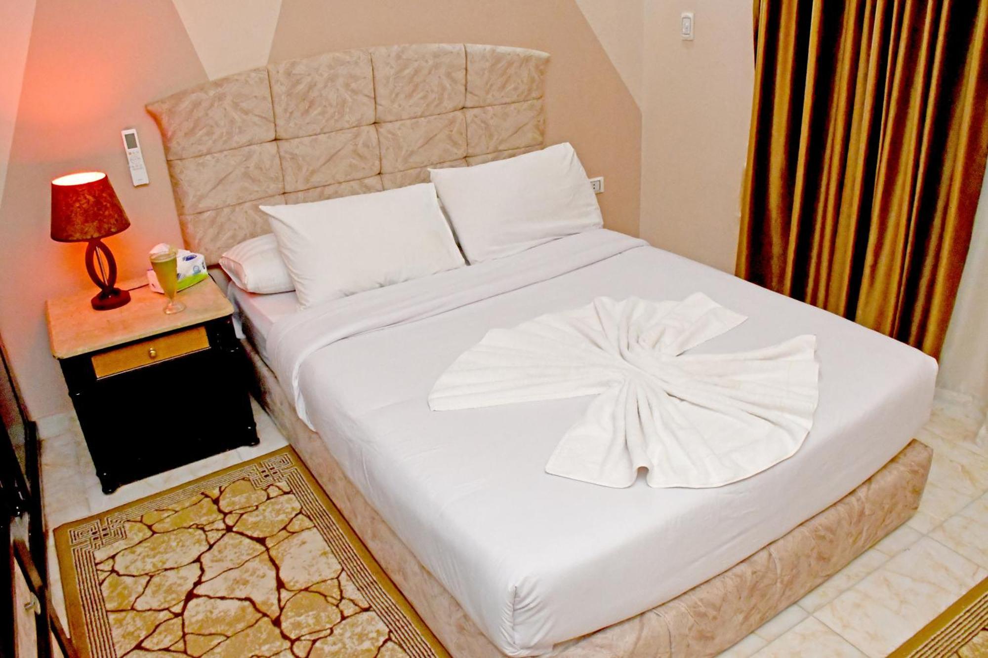 Nun Pyramids Hotel Kafret el-Gabal Zimmer foto