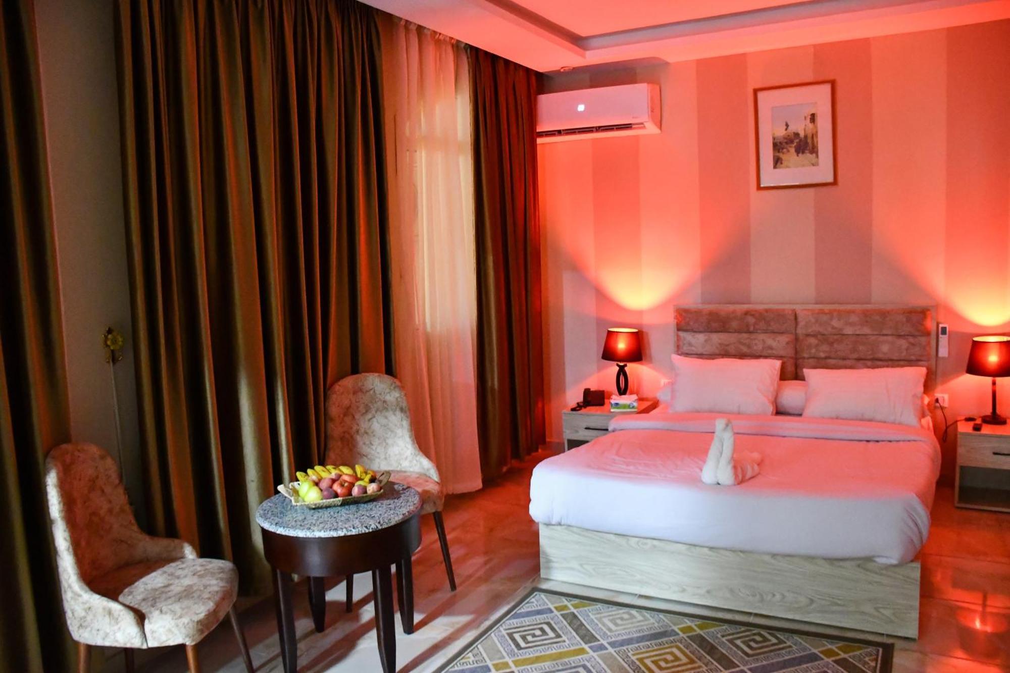 Nun Pyramids Hotel Kafret el-Gabal Zimmer foto